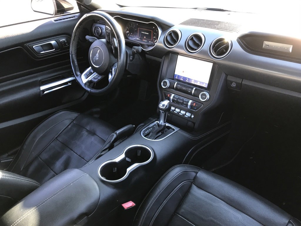 Used 2022 Ford Mustang GT Premium w/ Equipment Group 401A image 7