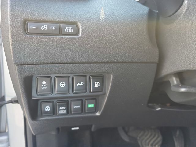 Used 2020 Nissan Rogue SL image 12