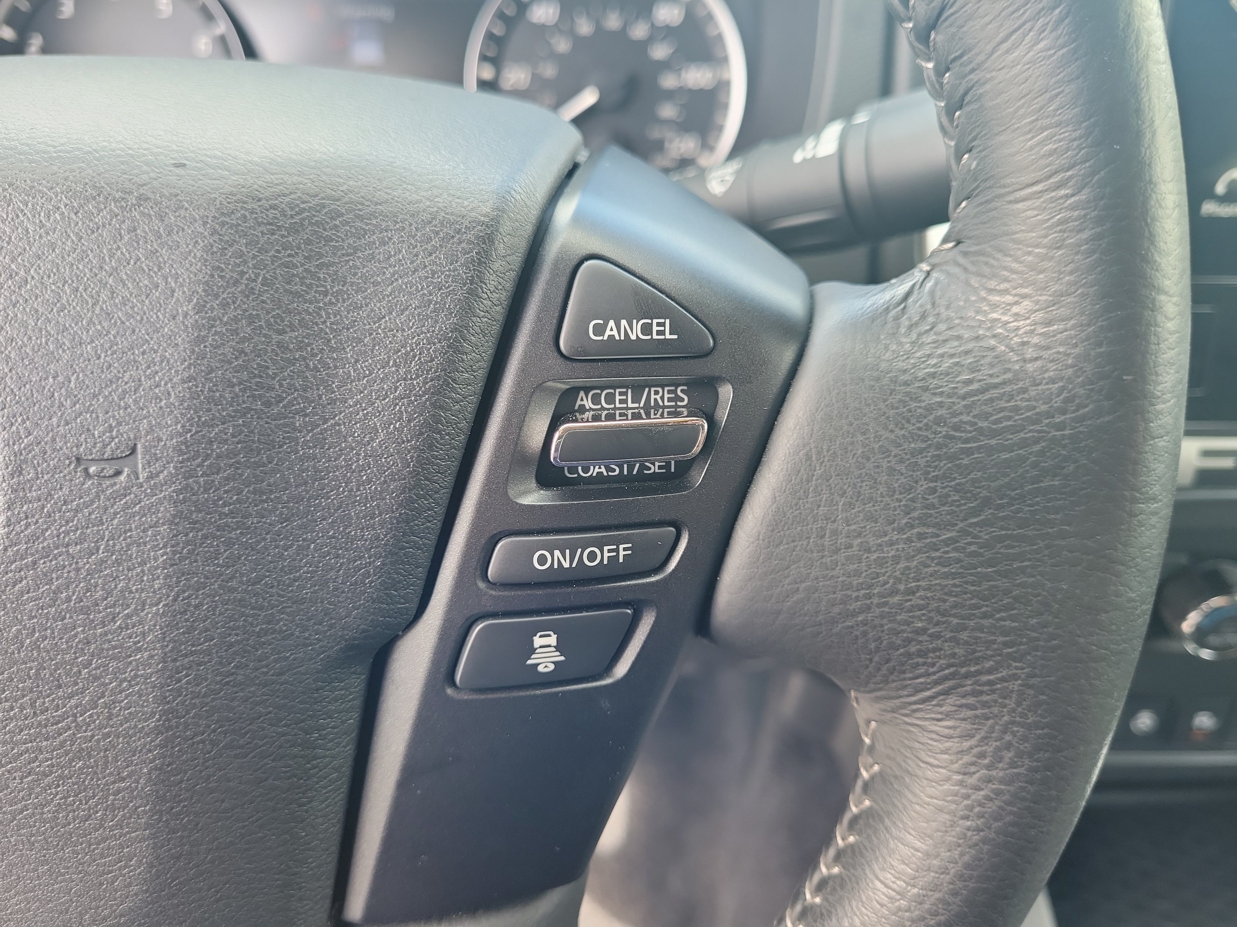 Certified 2025 Nissan Frontier SV w/ SV Convenience Package RWD image 17