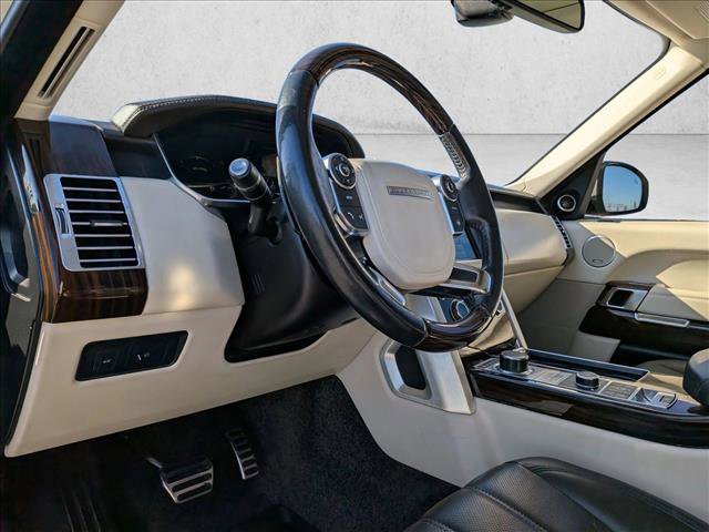 Used 2016 Land Rover Range Rover Supercharged image 10