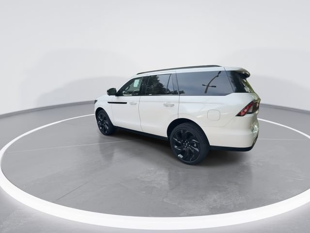 New 2027 Lincoln Navigator Reserve w/ Jet Appearance Package AWD/4WD image 6