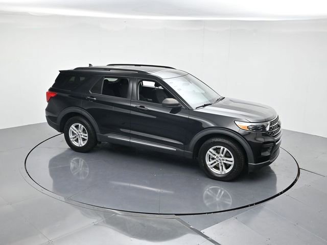 Used 2022 Ford Explorer XLT image 39
