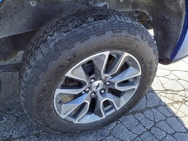 Used 2024 Chevrolet Silverado 1500 RST image 16