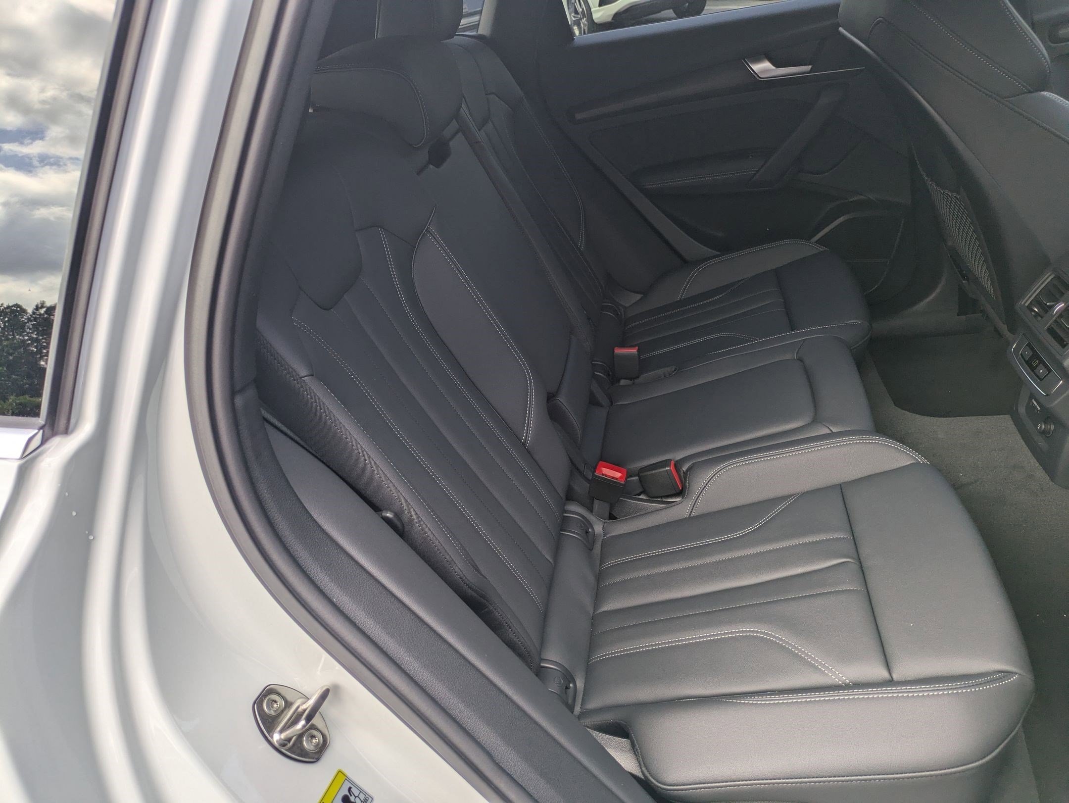 New 2025 Audi Q5 2.0T Premium Plus AWD/4WD image 28