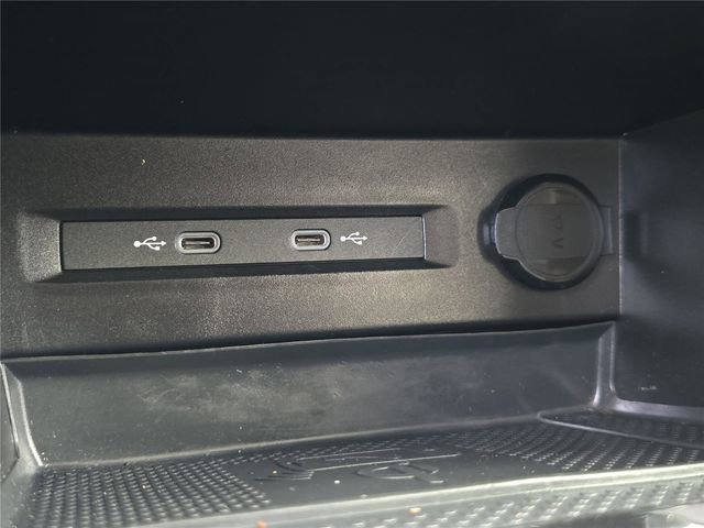 Used 2023 Volkswagen Taos SE FWD image 20