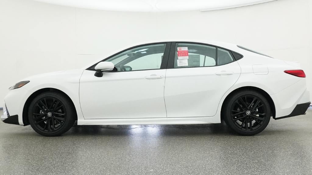 New 2026 Toyota Camry SE FWD image 19