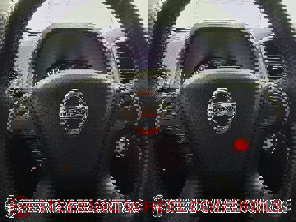 Used 2019 Nissan Pathfinder Platinum w/ Cargo Package image 18