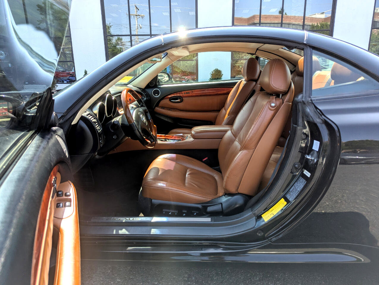 Used 2004 Lexus SC 430 Convertible image 12