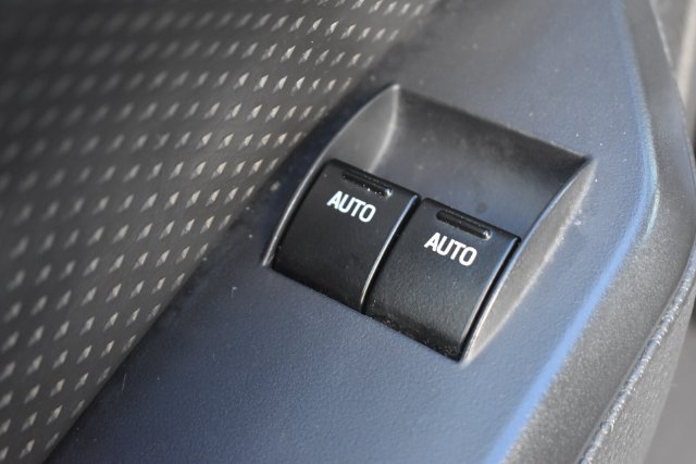 Used 2005 Ford Mustang GT Premium RWD image 16