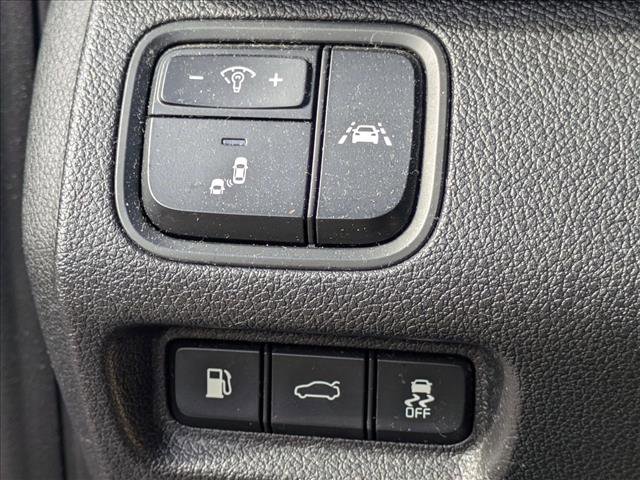 Used 2019 Kia Optima LX image 11