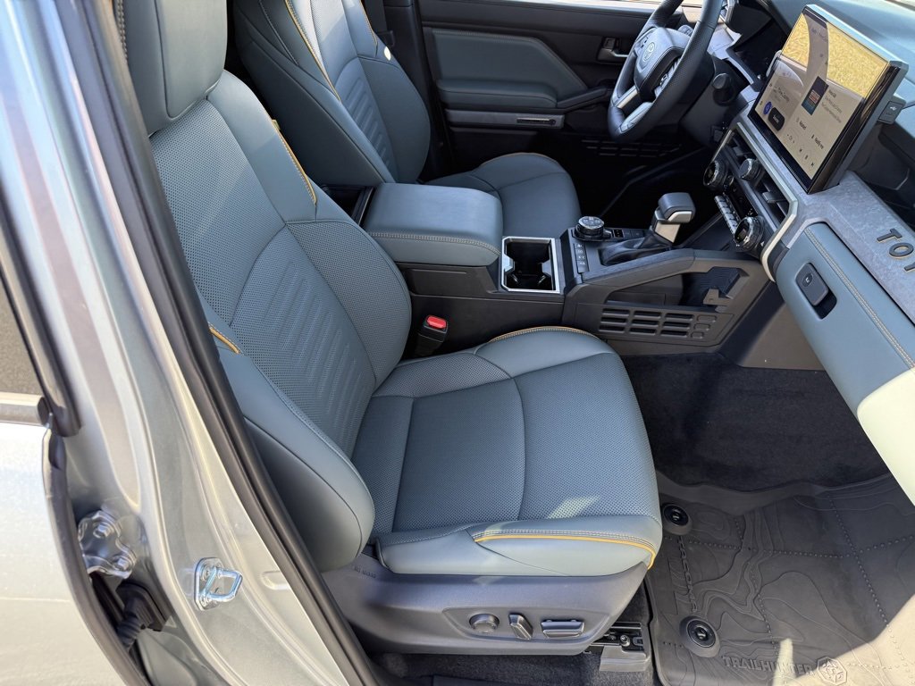 Certified 2025 Toyota Tacoma Trailhunter image 48