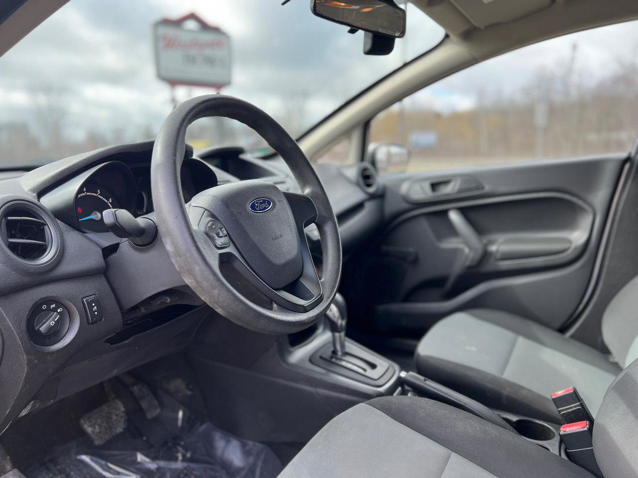 Used 2015 Ford Fiesta S image 17