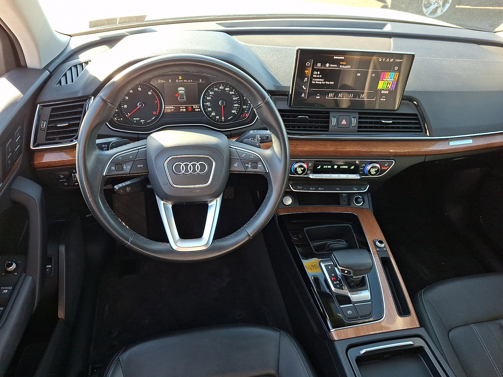 Used 2021 Audi Q5 2.0T Premium w/ Convenience Package AWD/4WD image 11