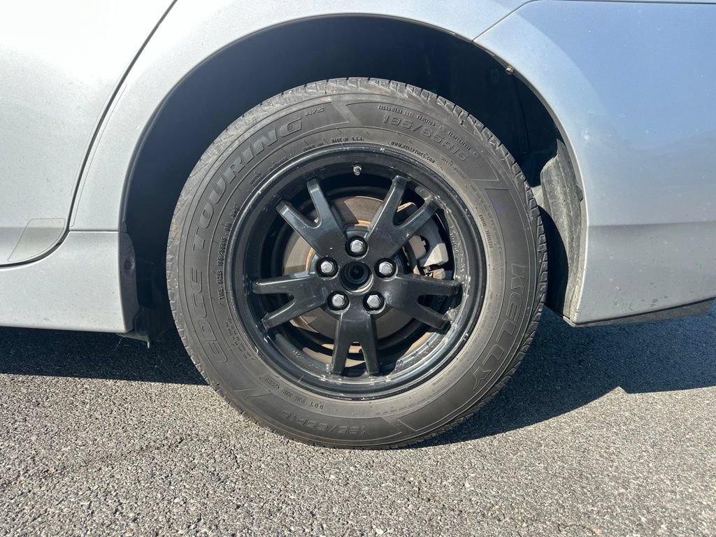 Used 2015 Toyota Prius Three FWD image 5