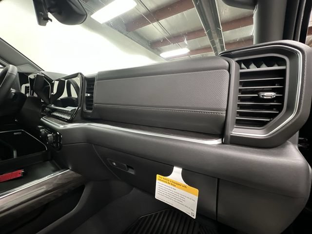 New 2026 Chevrolet Silverado 2500 LTZ w/ LTZ Plus Package AWD/4WD image 31
