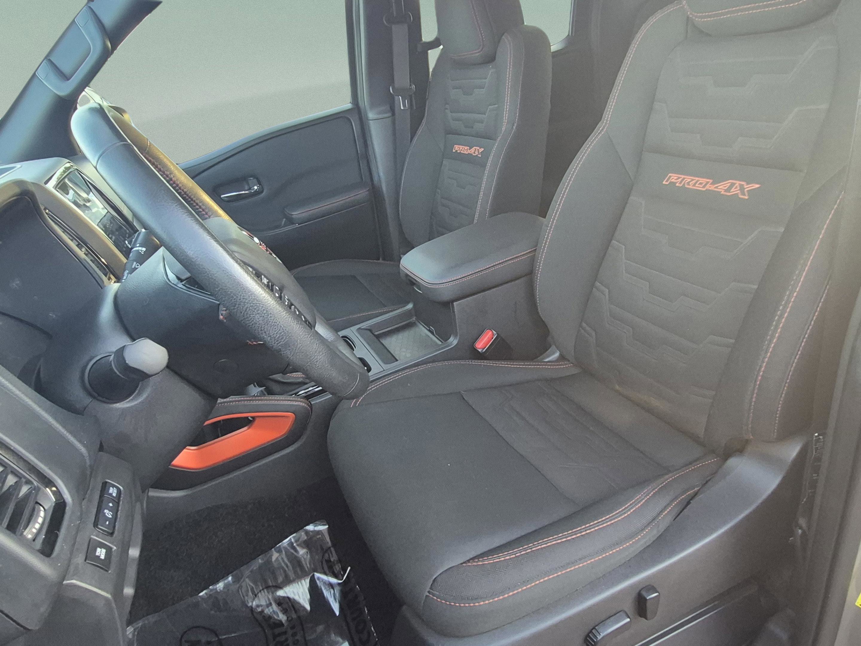 Certified 2022 Nissan Frontier PRO-4X w/ Technology Package AWD/4WD image 18
