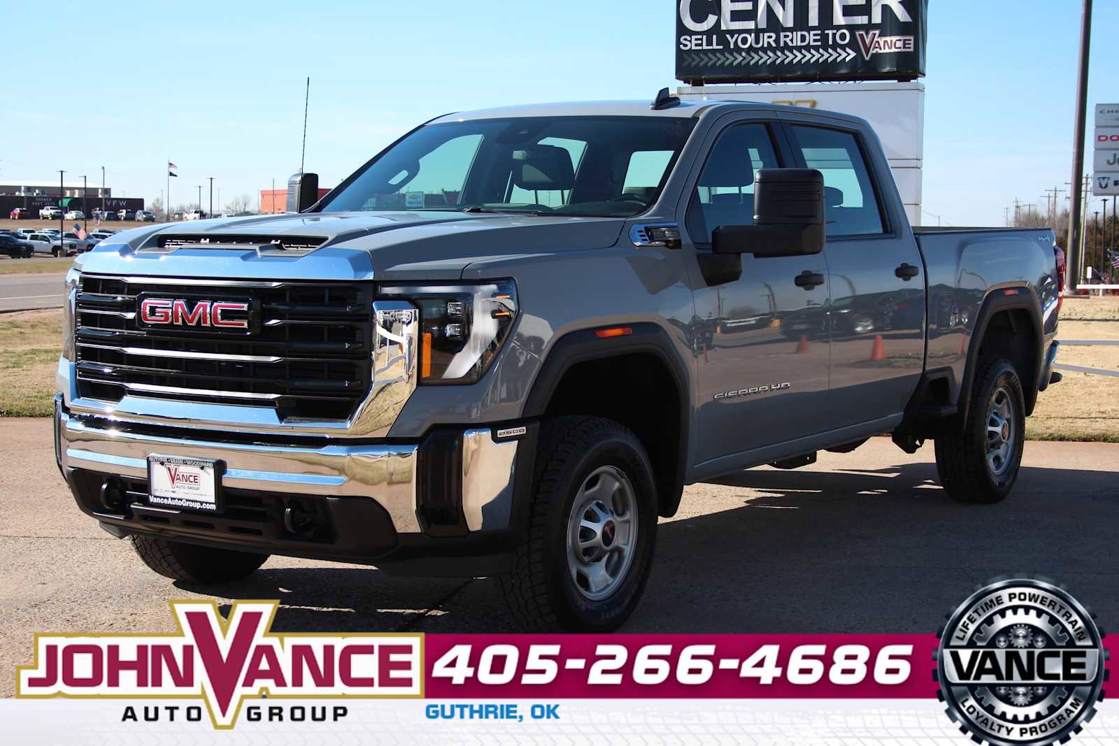 Used 2025 GMC Sierra 2500 Pro image 3