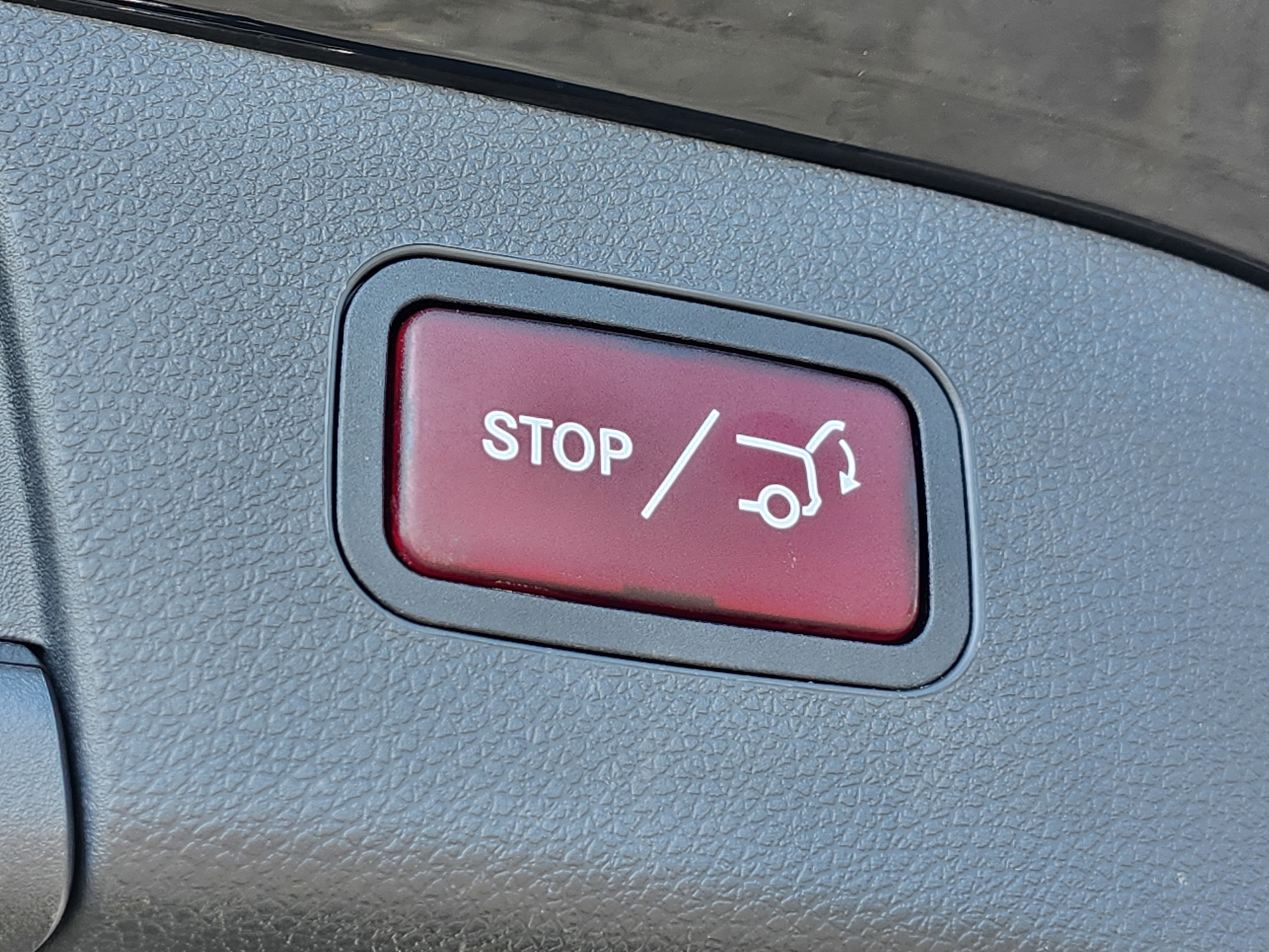 Used 2019 Mercedes-Benz GLA 250 4MATIC image 13