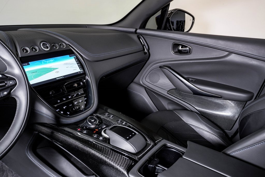 Used 2024 Aston Martin DBX 707 image 24