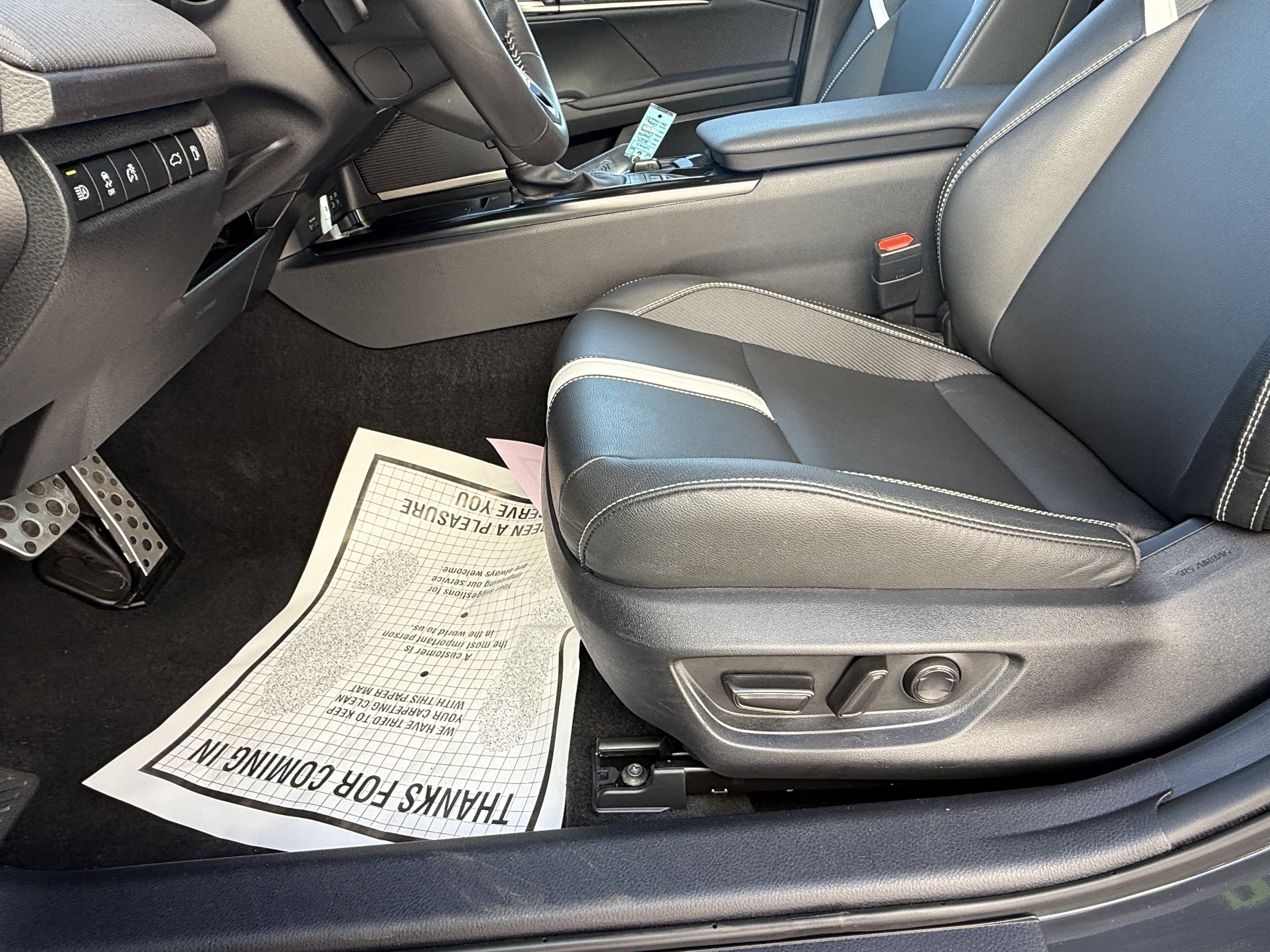 Certified 2025 Toyota Camry SE image 16