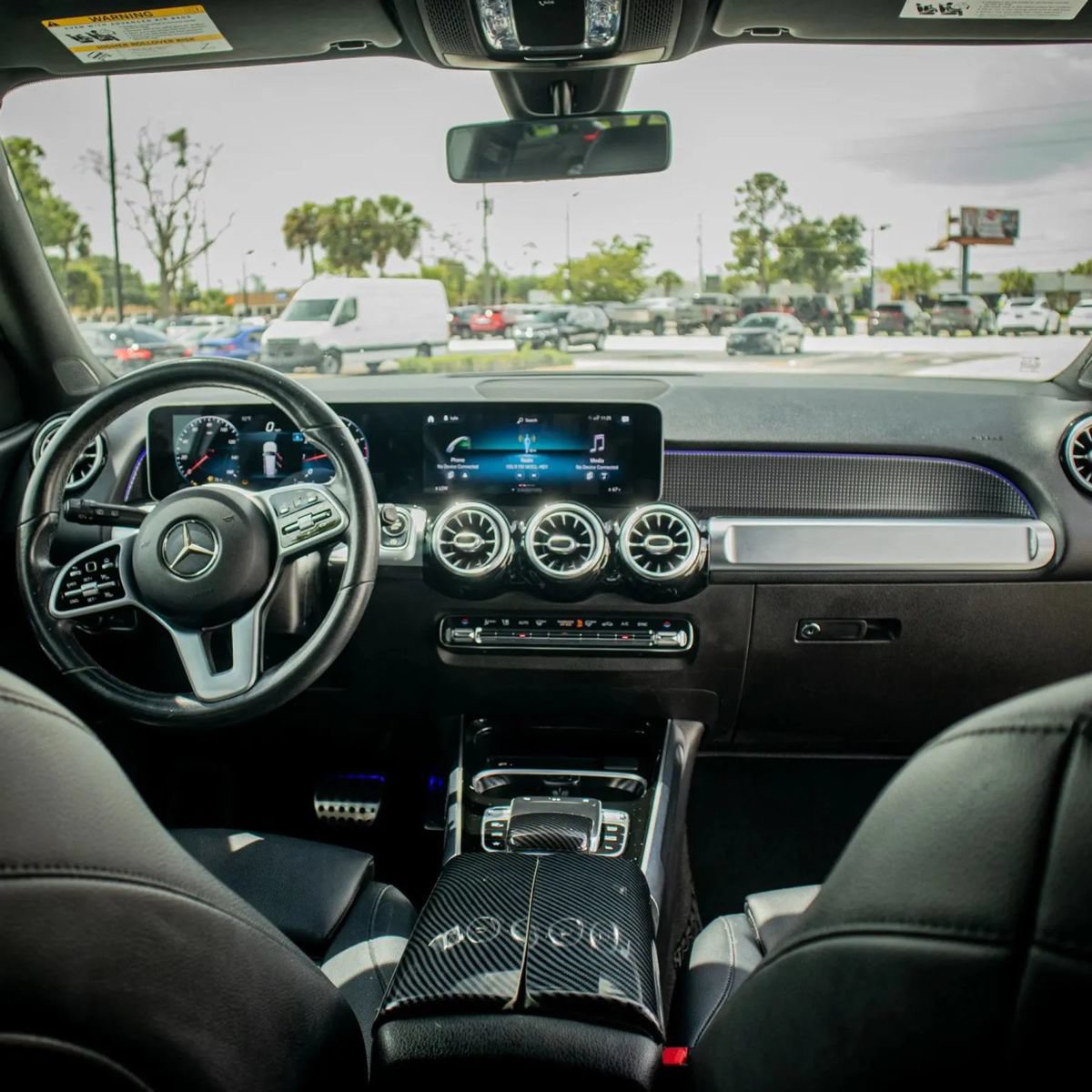 Used 2020 Mercedes-Benz GLB 250 w/ Premium Package image 15