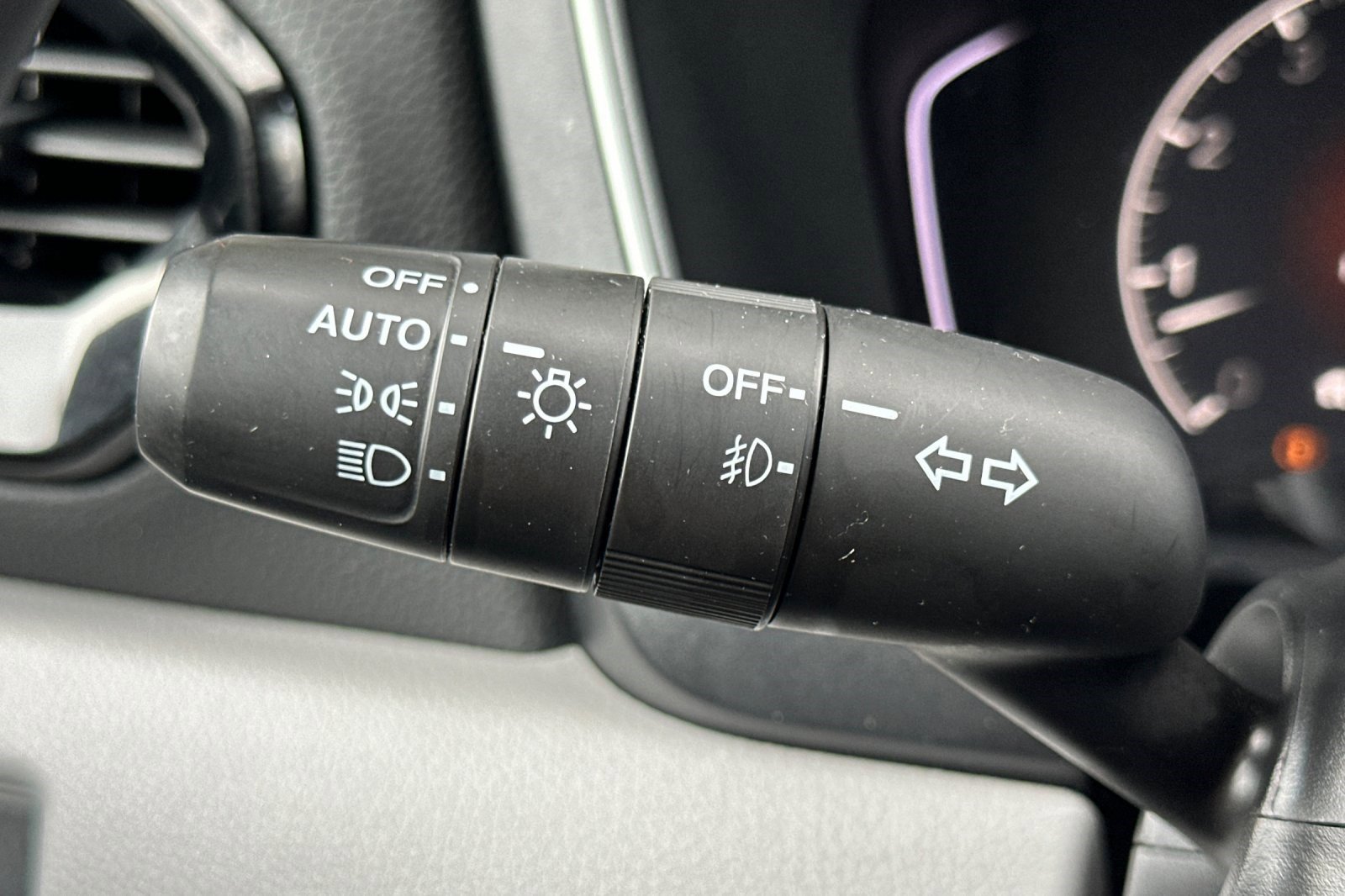 Used 2025 Honda Pilot Touring image 34