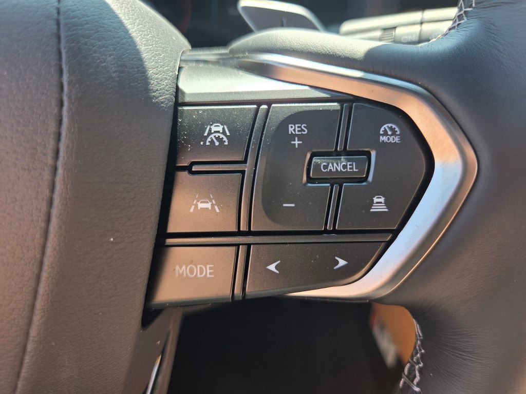 Used 2026 Lexus LX 600 4WD w/ Luxury Package image 28