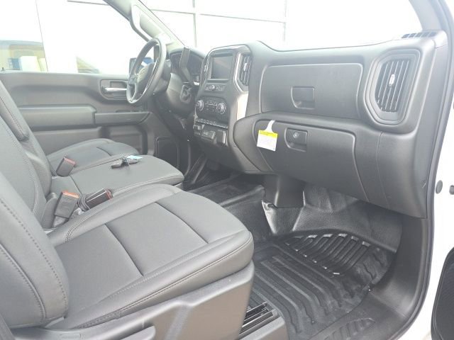 Used 2026 Chevrolet Silverado 2500 W/T w/ WT Convenience Package image 4
