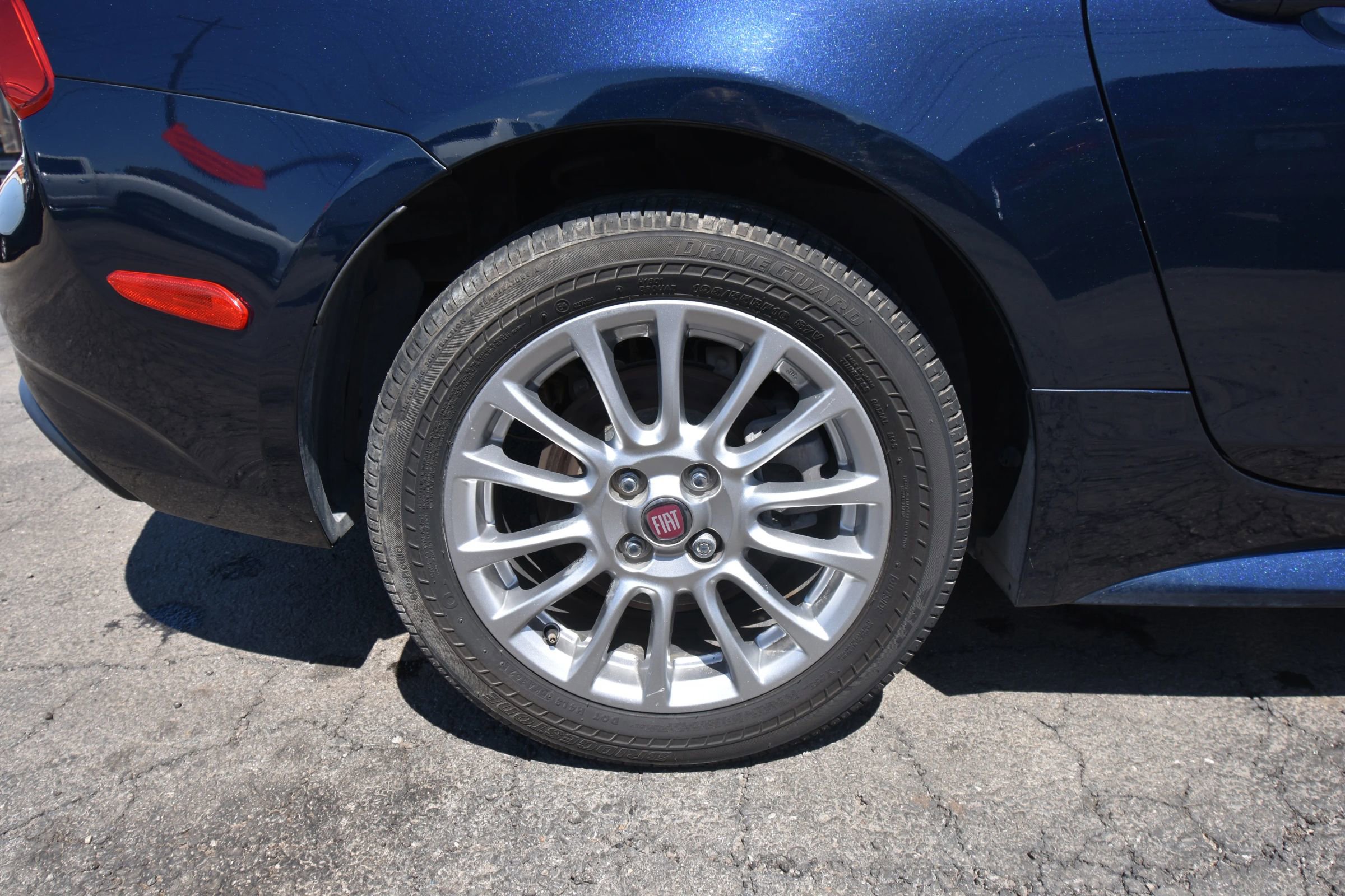 Used 2018 FIAT 124 Spider Classica w/ Technology & Siriusxm Group image 23