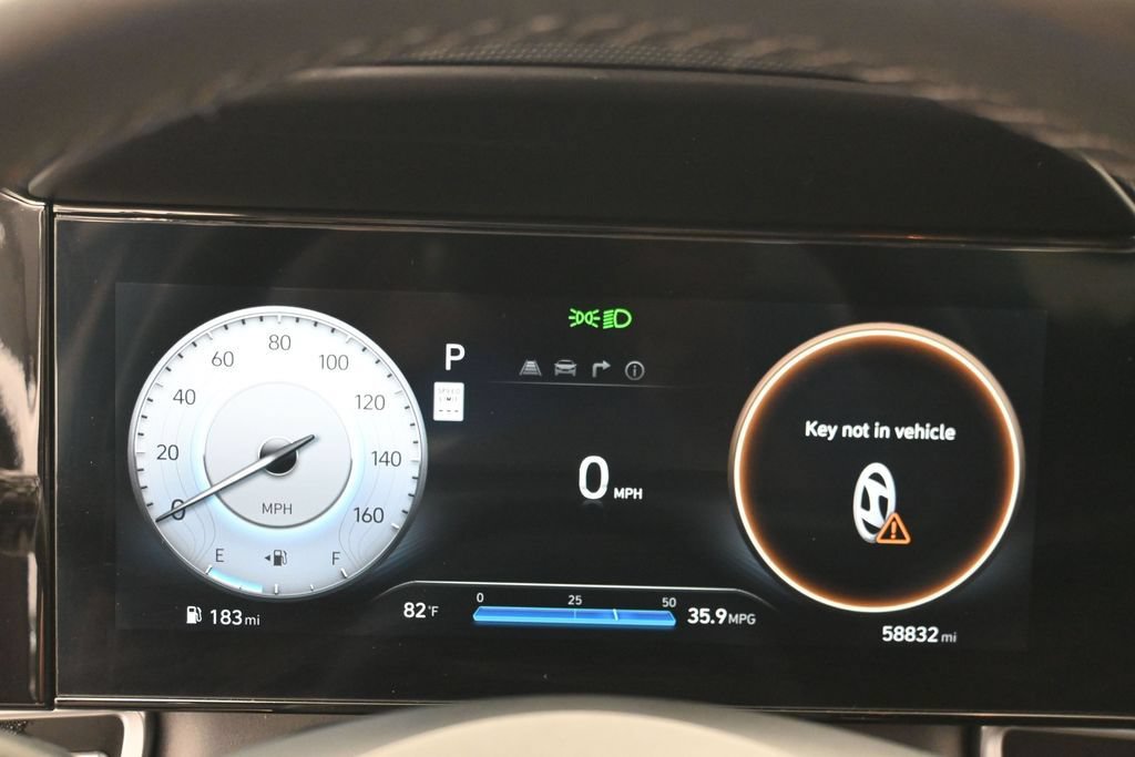 Used 2025 Hyundai Elantra Limited FWD image 14