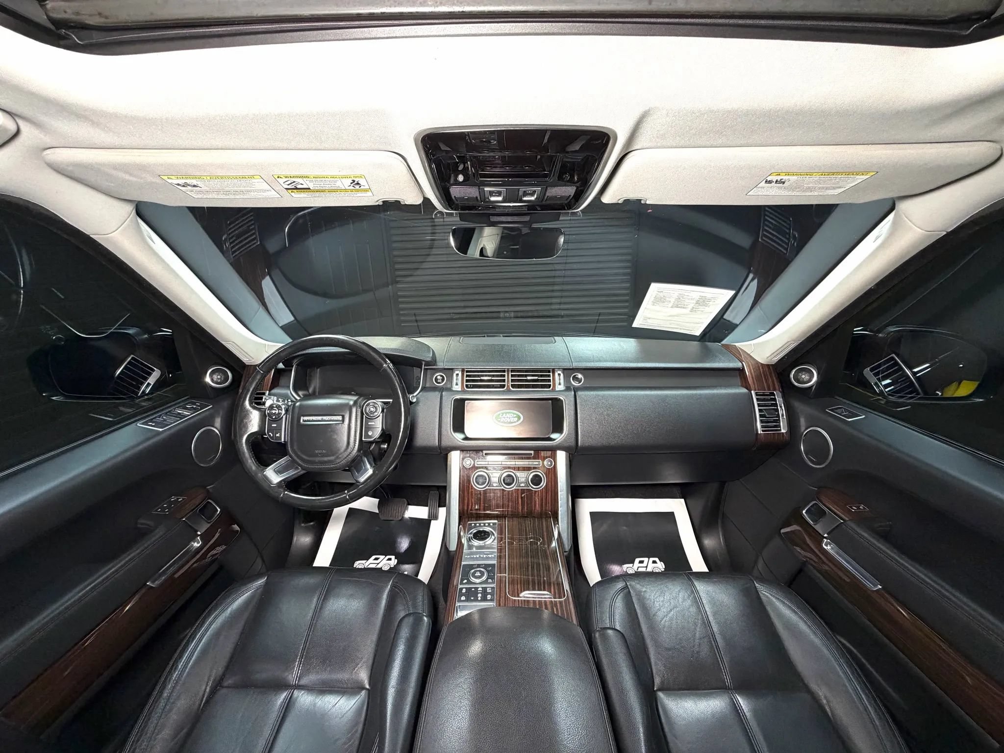 Used 2017 Land Rover Range Rover AWD/4WD image 23
