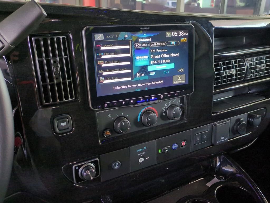 New 2025 GMC Savana 2500 Extended w/ Driver Convenience Package RWD image 15