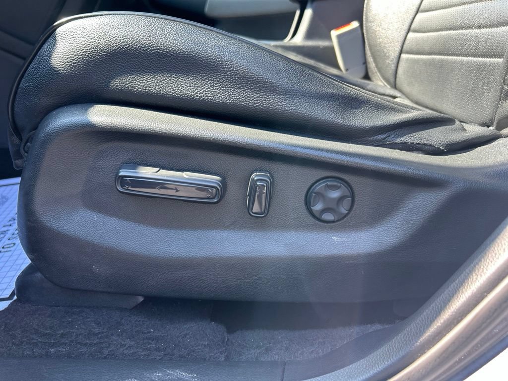 Used 2017 Honda CR-V EX image 12