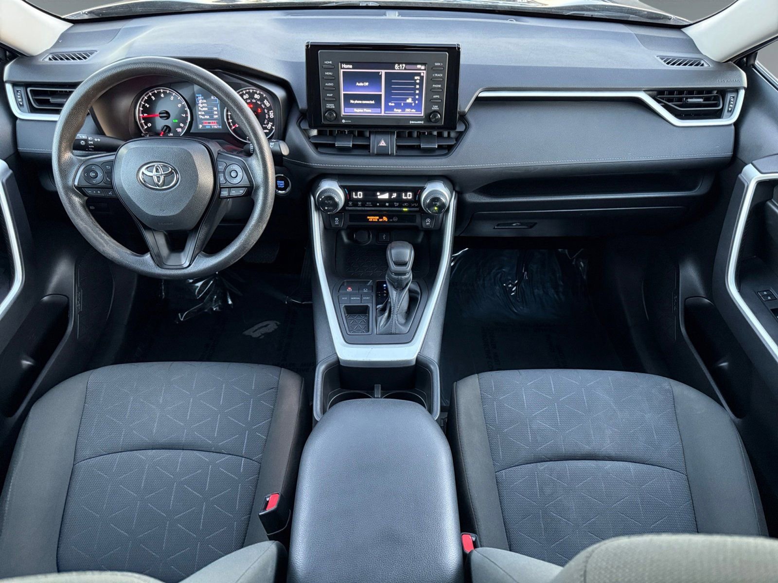 Used 2022 Toyota RAV4 XLE image 14