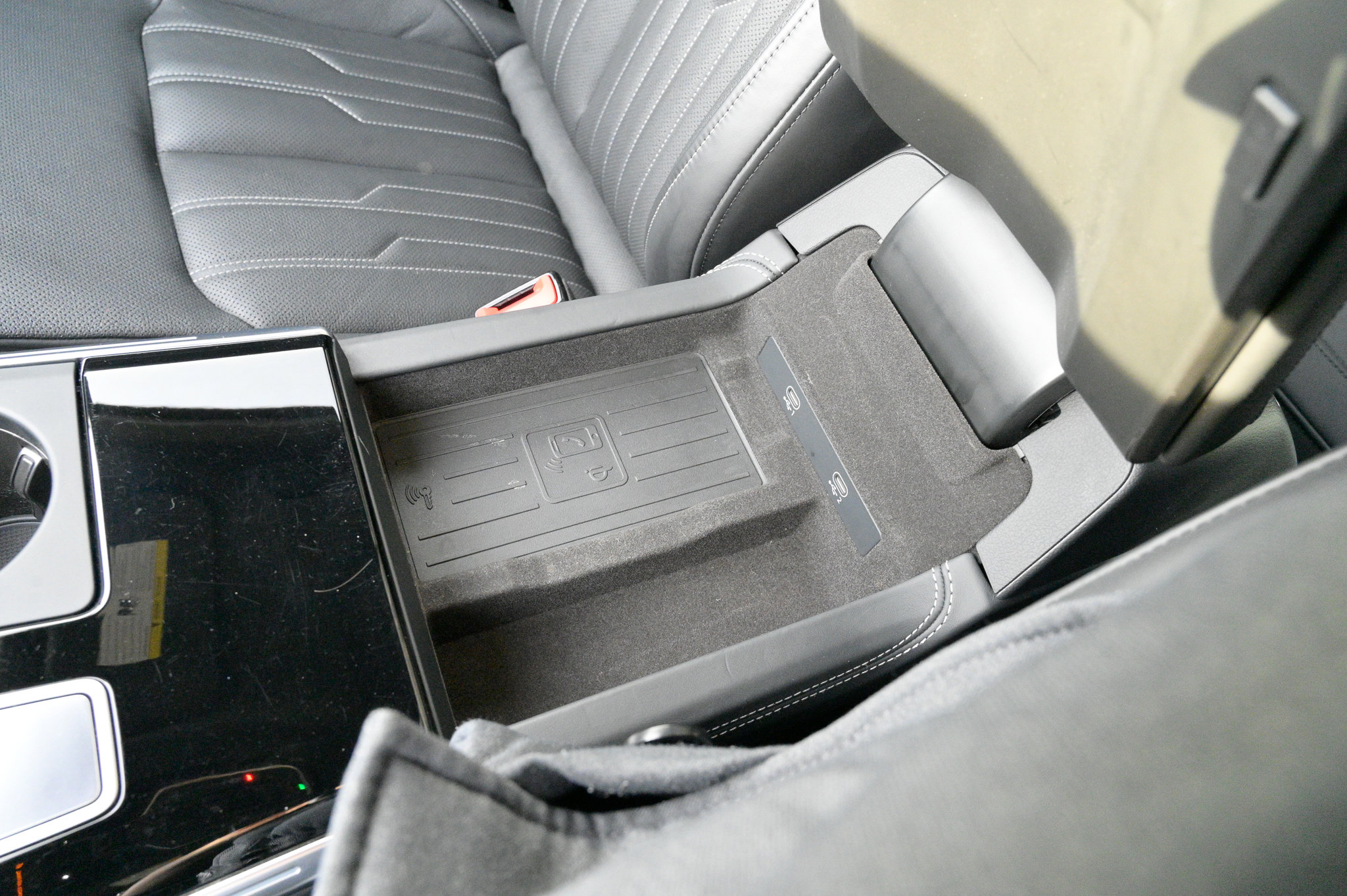 Used 2025 Audi RS 6 performance image 31