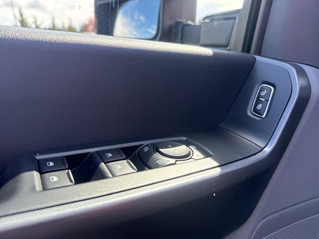 New 2027 Ford F250 XLT w/ Tremor Off-Road Package AWD/4WD image 15