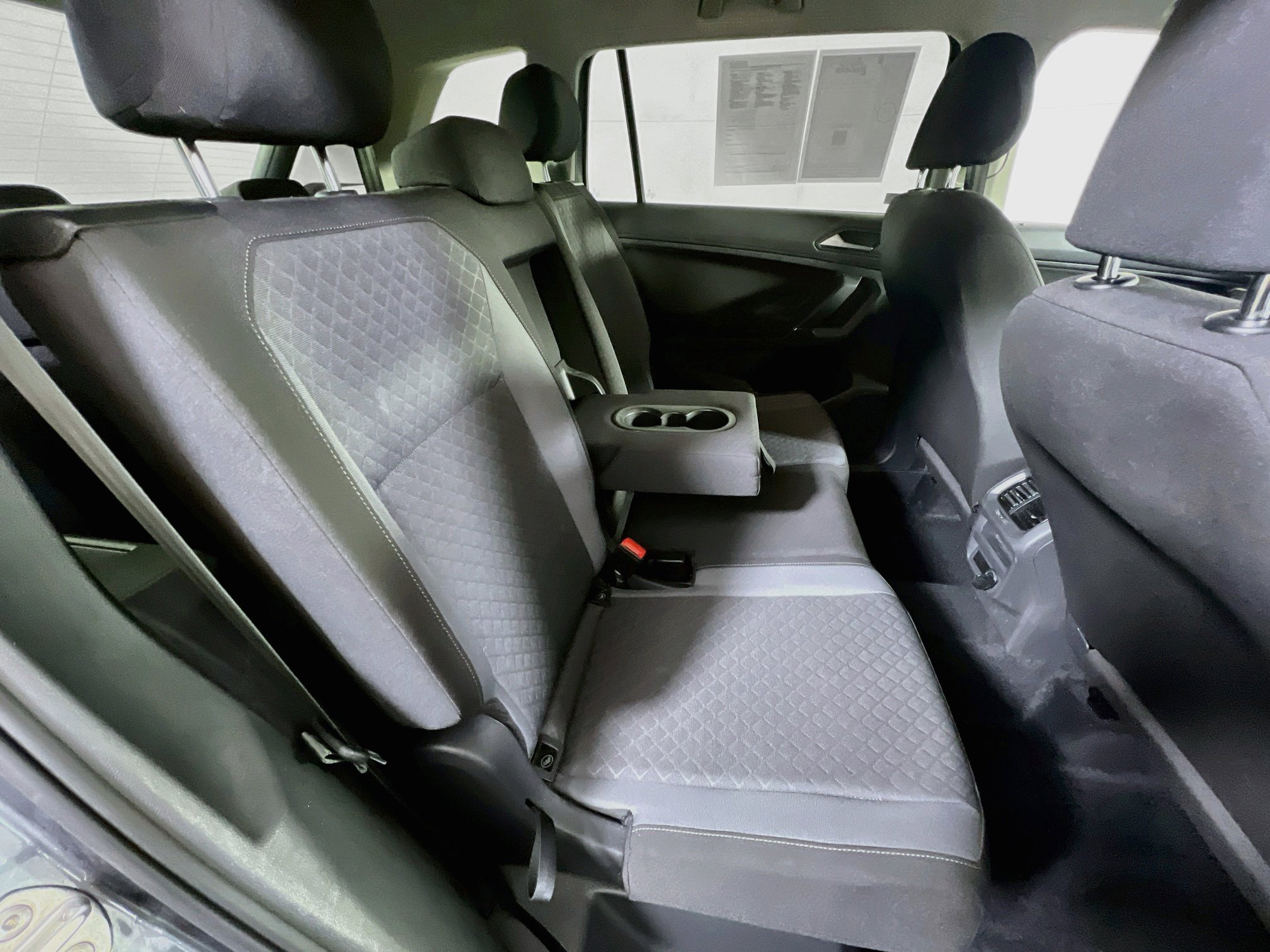 Used 2020 Volkswagen Tiguan S FWD image 25