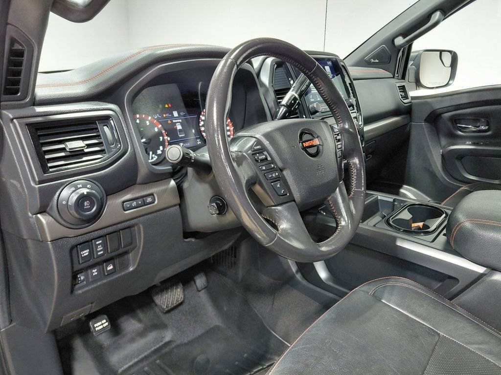 Used 2020 Nissan Titan PRO-4X AWD/4WD image 35