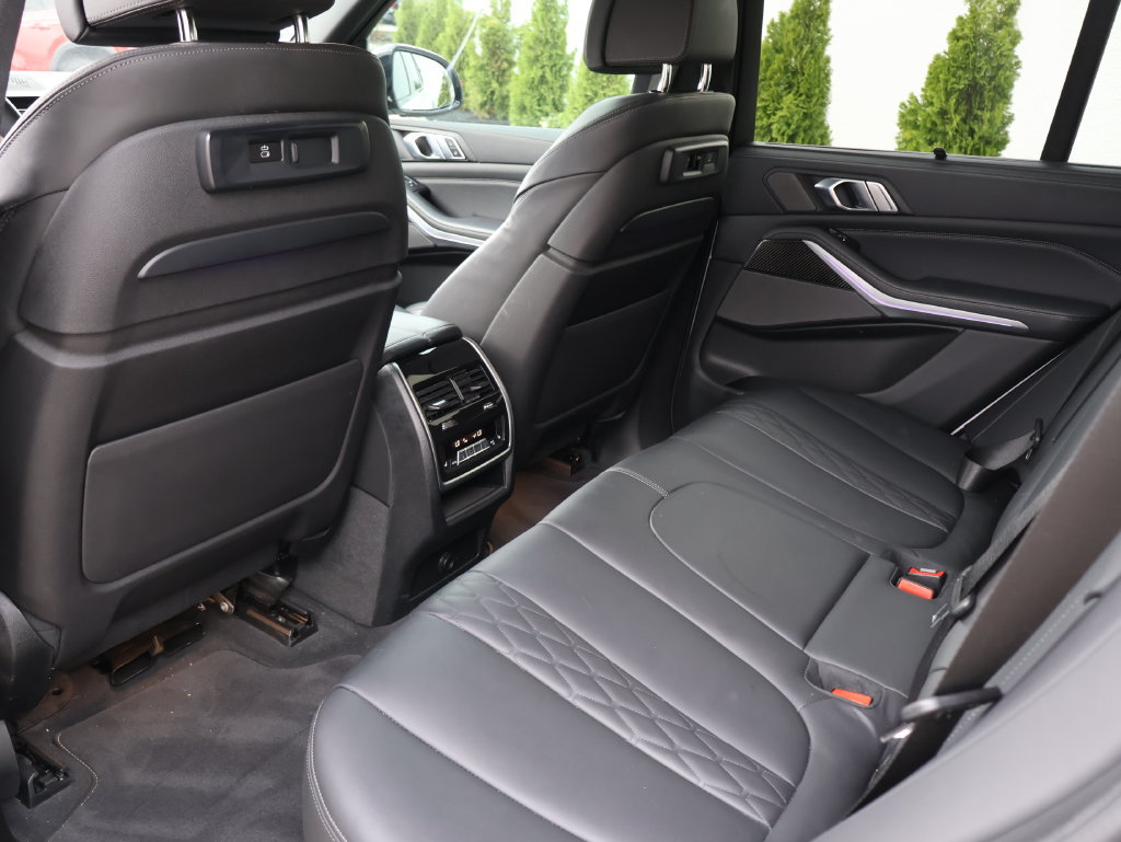 Used 2023 BMW X5 M50i w/ Executive Package AWD/4WD image 11