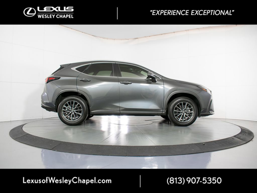 Used 2025 Lexus NX 250 FWD w/ Towing Package (2000 Lbs) image 4