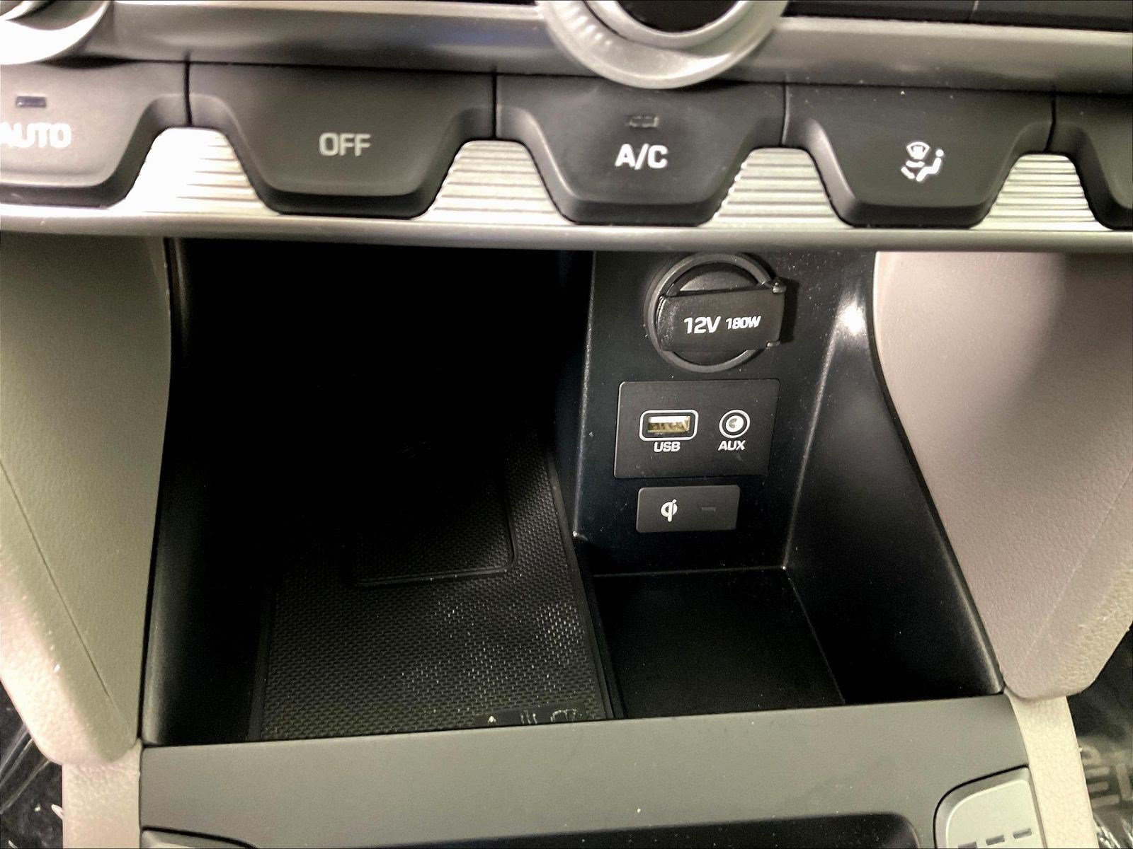 Used 2019 Hyundai Elantra Limited w/ Ultimate Package 02 FWD image 15