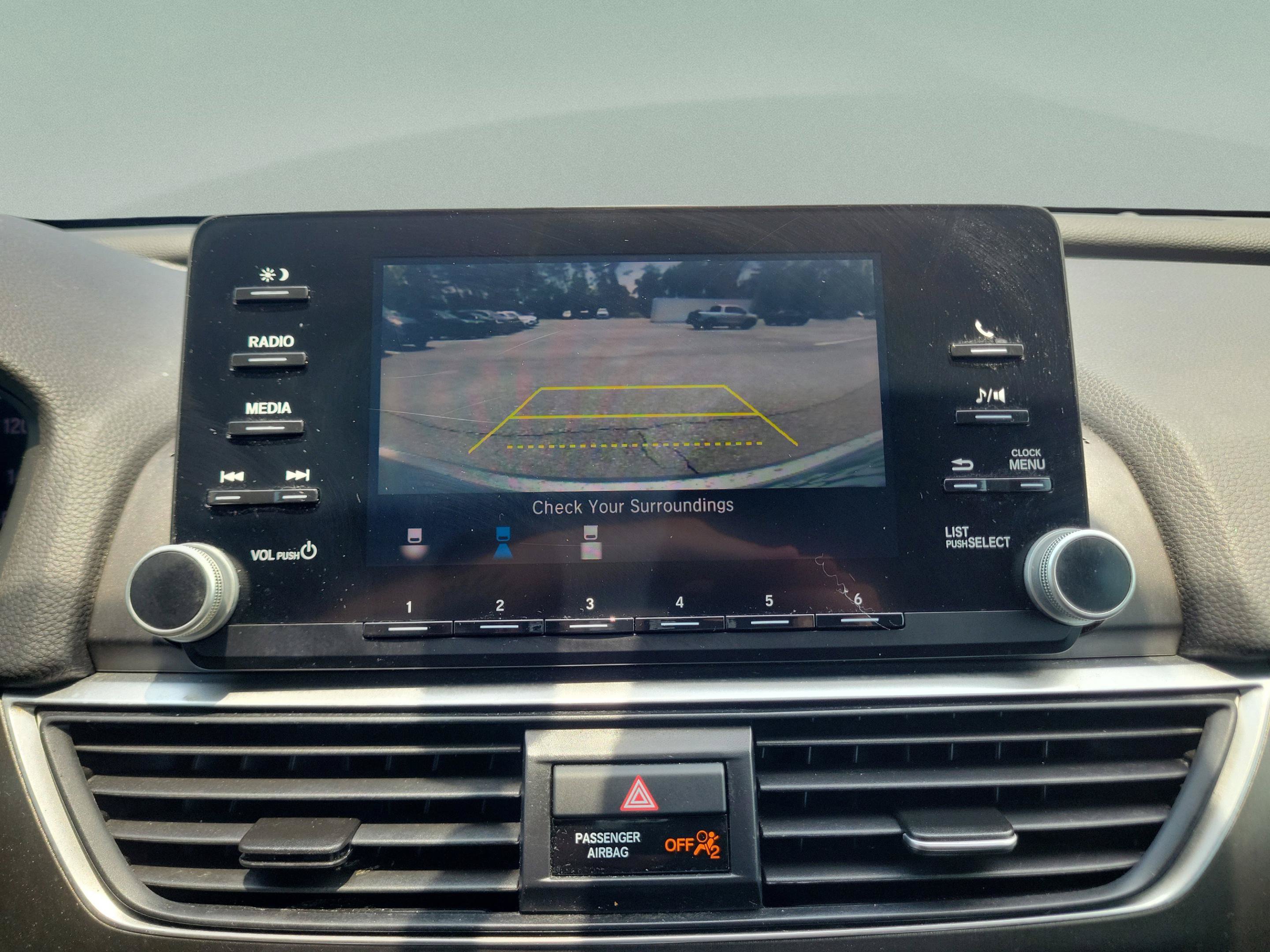 Used 2019 Honda Accord LX image 32