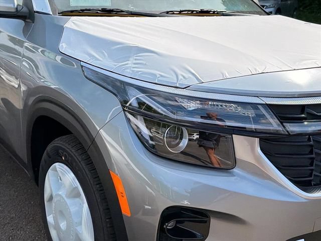 New 2026 Kia Seltos S AWD/4WD image 10