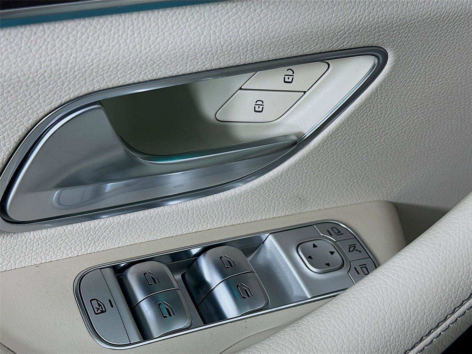 Certified 2026 Mercedes-Benz GLS 450 4MATIC image 23