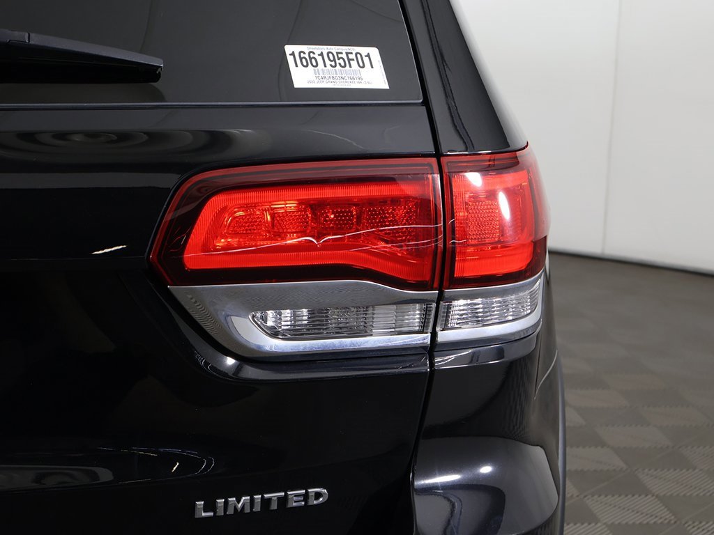 Used 2022 Jeep Grand Cherokee Limited image 16