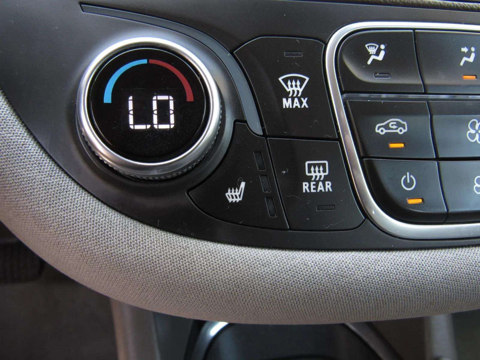 Used 2024 Chevrolet Malibu LT FWD image 20