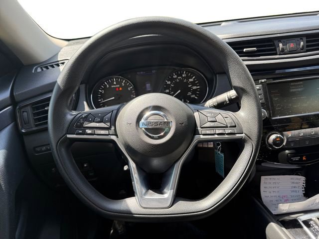 Used 2020 Nissan Rogue S image 14