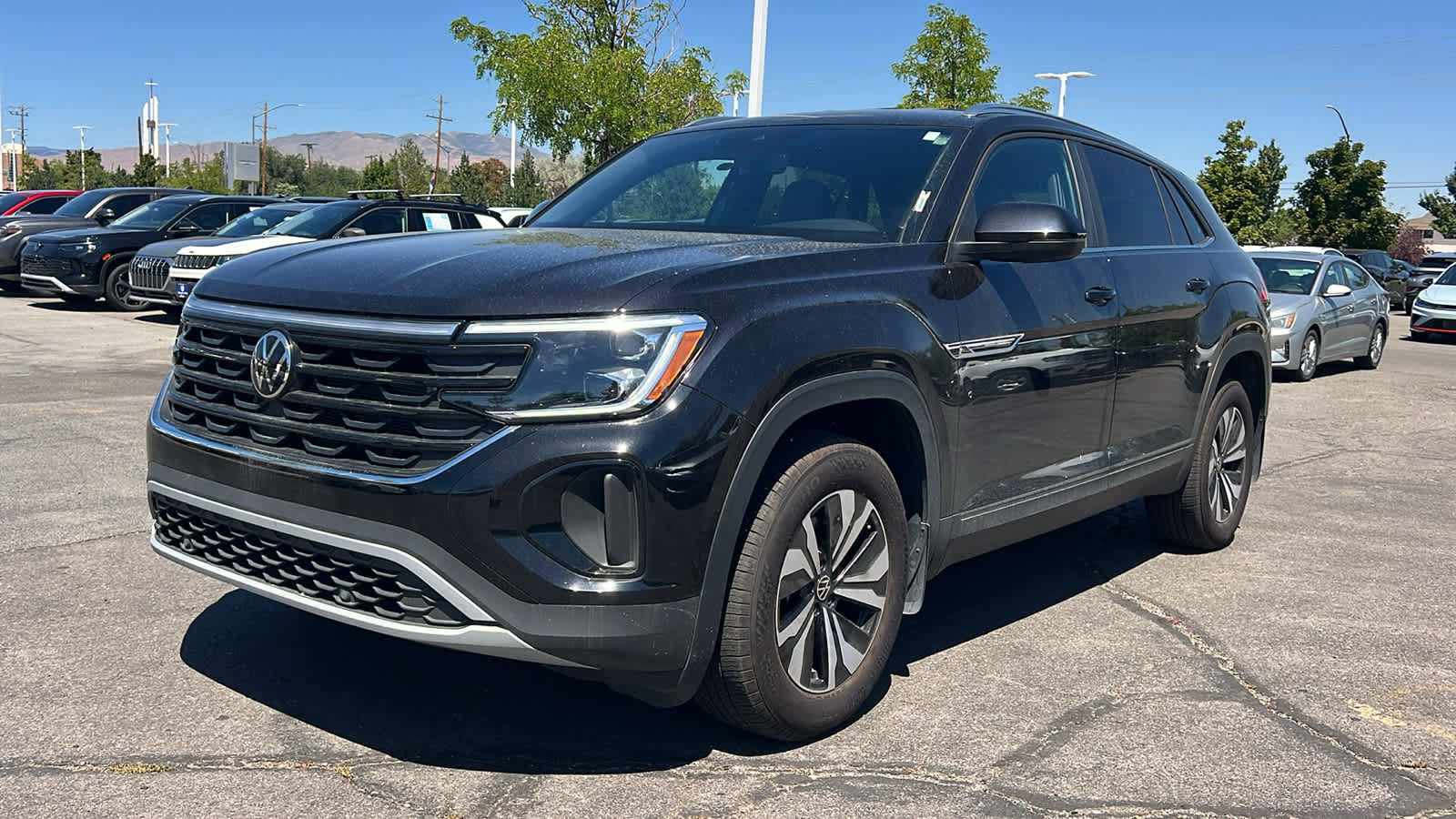 Used 2025 Volkswagen Atlas Cross Sport SE