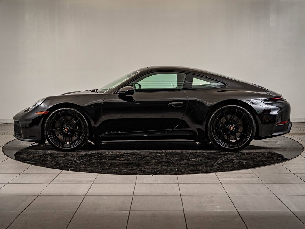 Certified 2025 Porsche 911 Carrera 4 GTS image 2