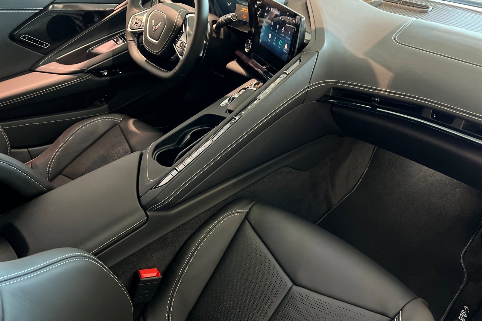 New 2025 Chevrolet Corvette Stingray Preferred Cpe w/ Z51 Performance Package image 14